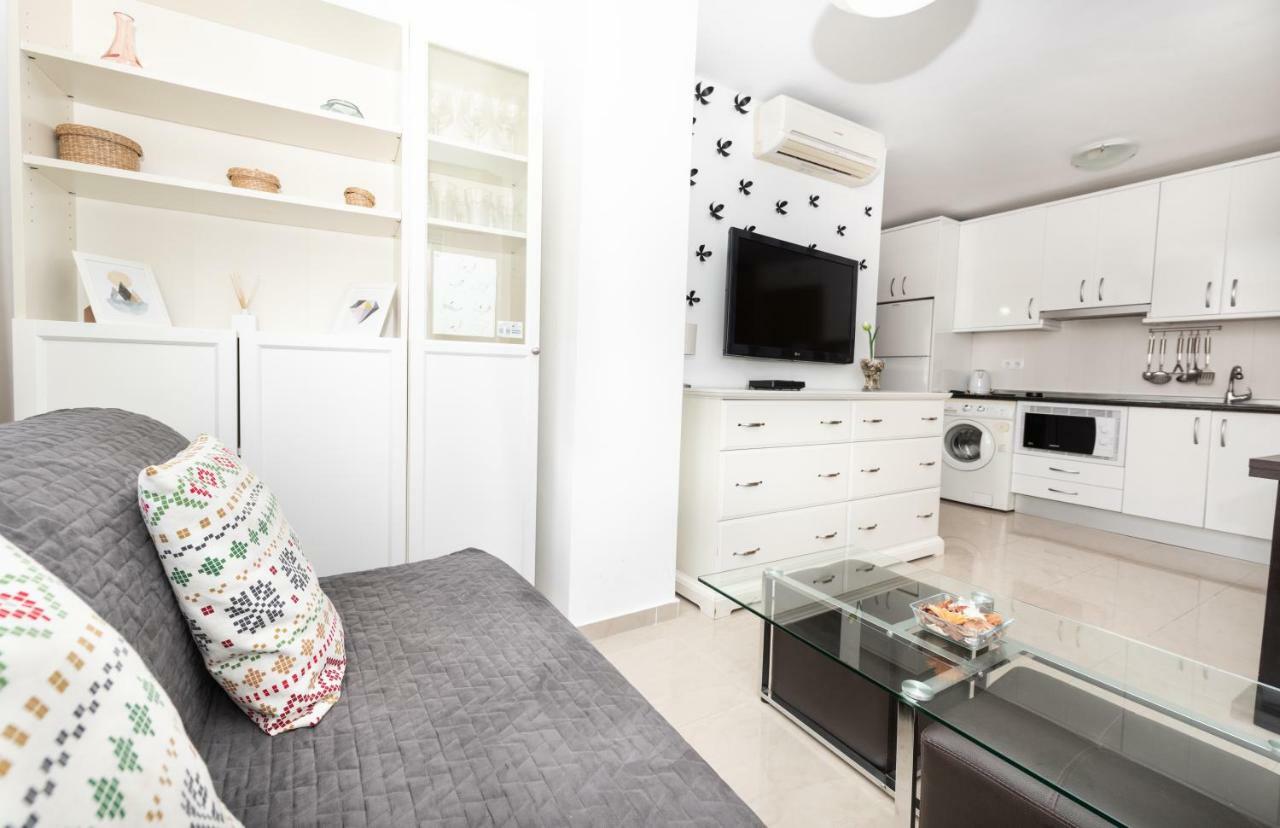 Apartament Wonderful Malagueta Pompidou Malaga Zewnętrze zdjęcie